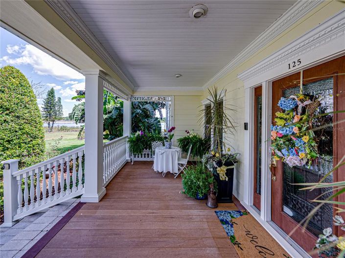 Image No.86-5 Bed Property for sale