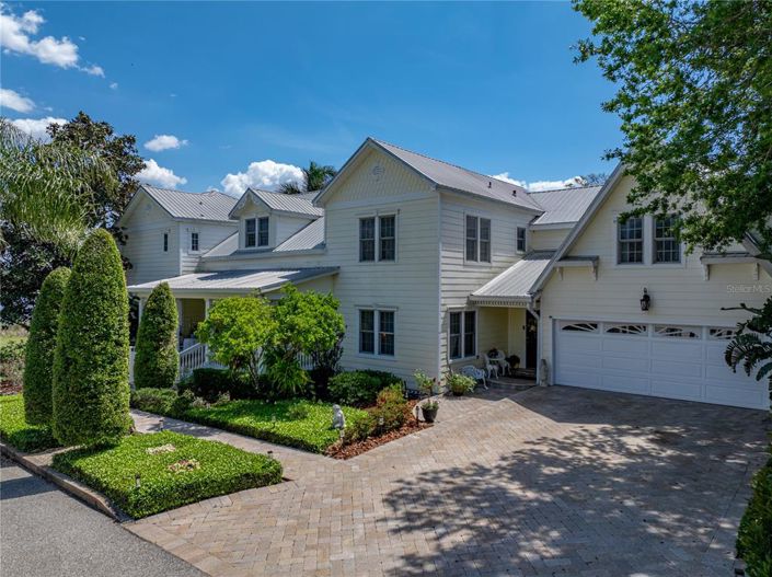 Image No.88-5 Bed Property for sale