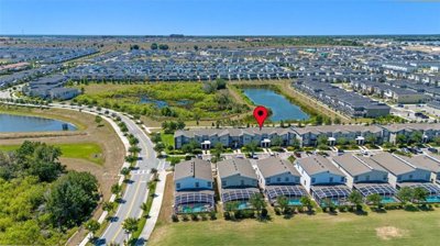 Maison de ville de 4 chambres à vendre à Davenport