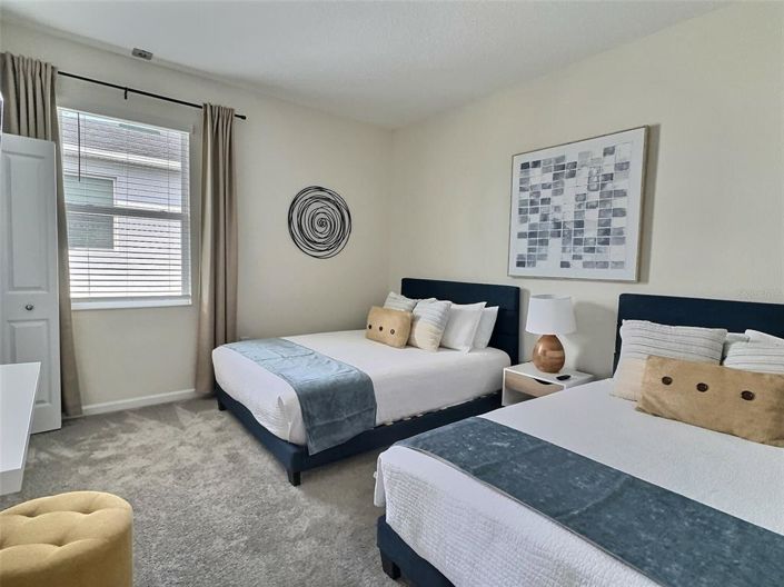 Image No.12-3 Bed Townhouse for sale