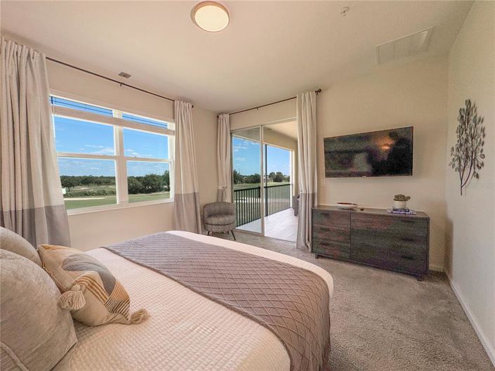 Image No.30-3 Bed Townhouse for sale