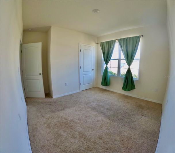 Image No.9-Propriété de 4 chambres à vendre à Haines City