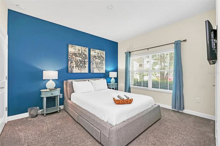 Image No.20-4 Bed Townhouse for sale