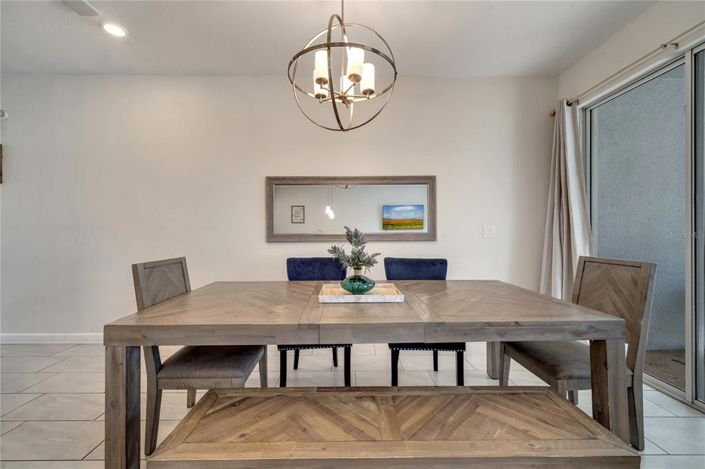 Image No.18-4 Bed Townhouse for sale