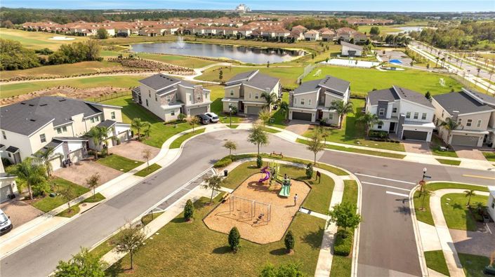 Image No.65-4 Bed Townhouse for sale