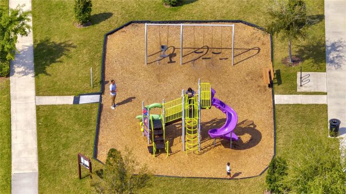 Image No.66-4 Bed Townhouse for sale