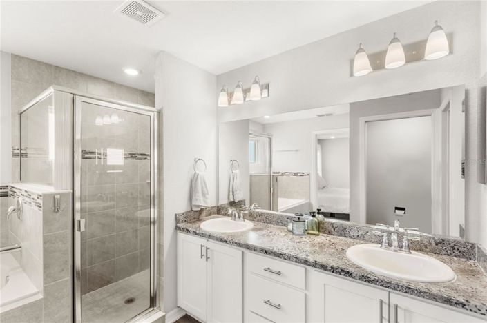 Image No.15-3 Bed Property for sale