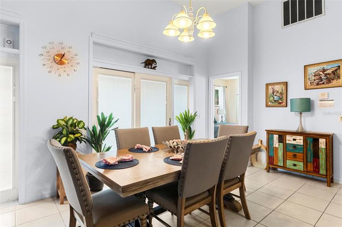 Image No.12-4 Bed Property for sale