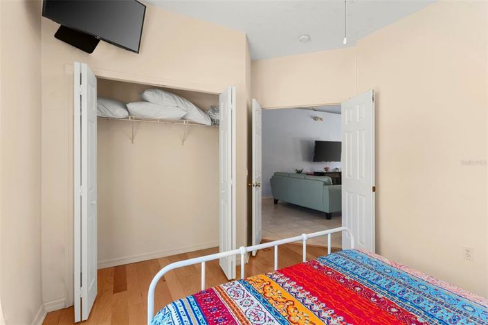 Image No.20-4 Bed Property for sale