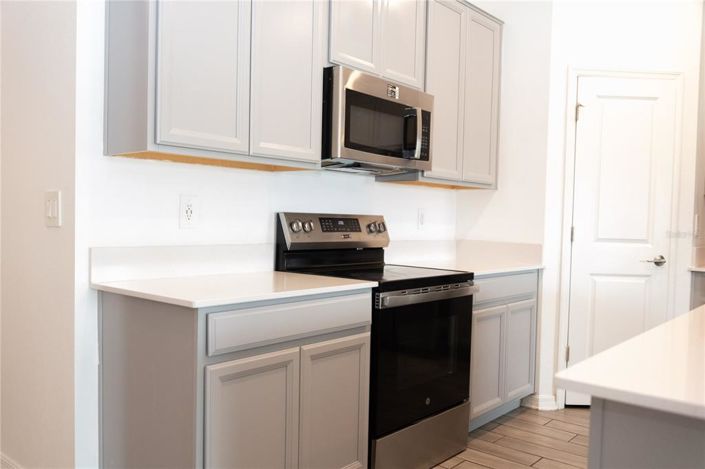 Image No.17-3 Bed Property for sale