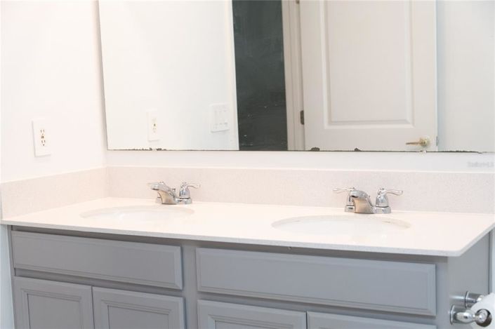 Image No.35-3 Bed Property for sale