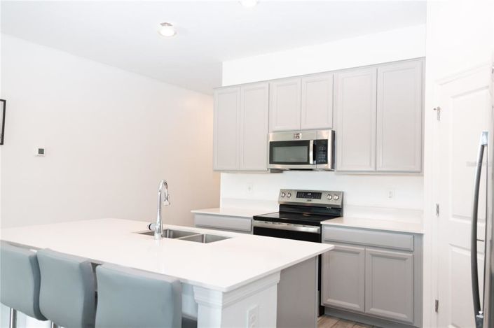 Image No.4-3 Bed Property for sale