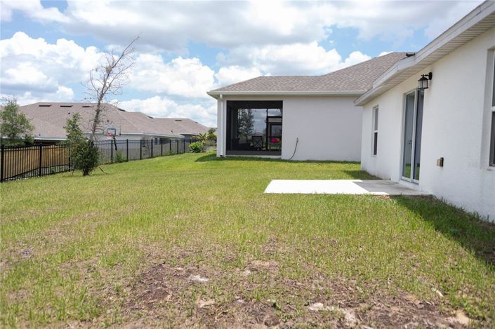 Image No.50-3 Bed Property for sale