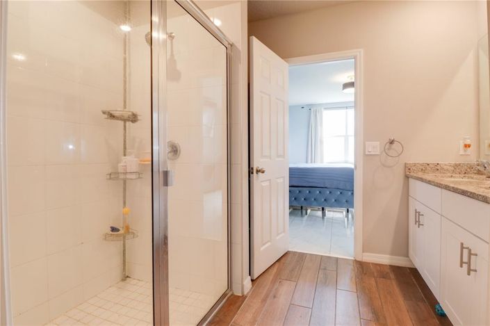 Image No.19-4 Bed Property for sale