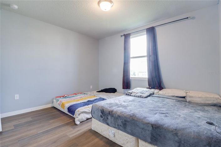 Image No.29-4 Bed Property for sale