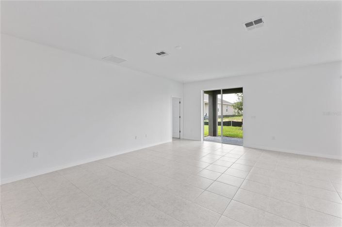 Image No.11-4 Bed Property for sale