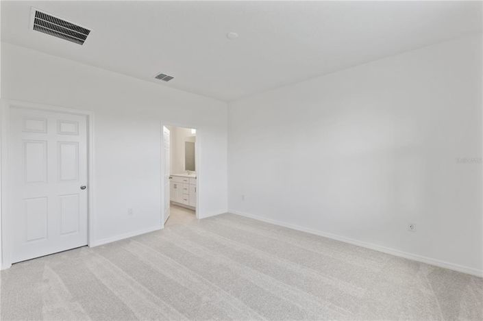 Image No.7-4 Bed Property for sale