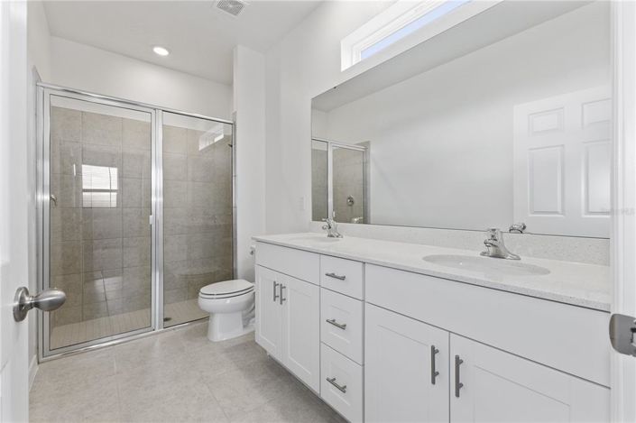 Image No.8-4 Bed Property for sale