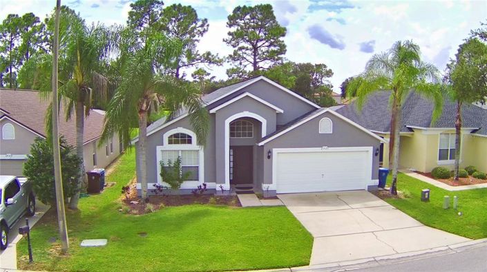 Image No.1-4 Bed Property for sale