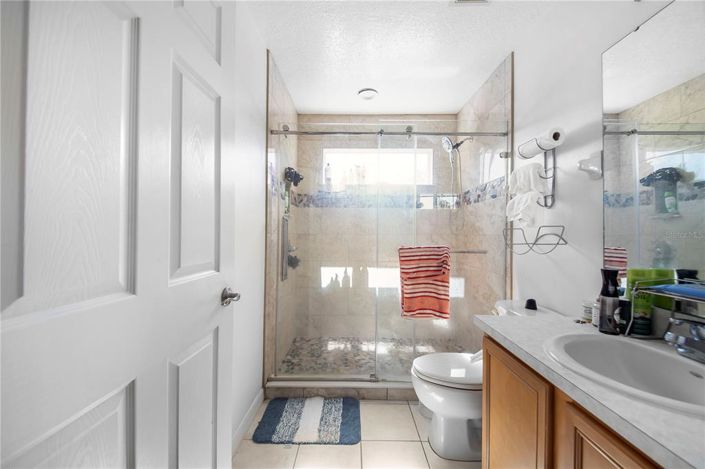 Image No.41-5 Bed Property for sale