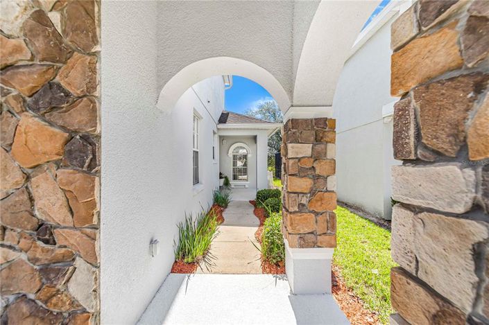 Image No.6-5 Bed Property for sale