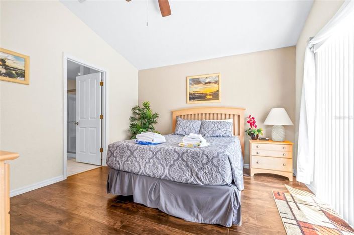 Image No.13-4 Bed Property for sale