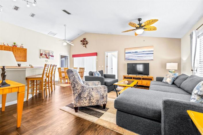 Image No.7-4 Bed Property for sale