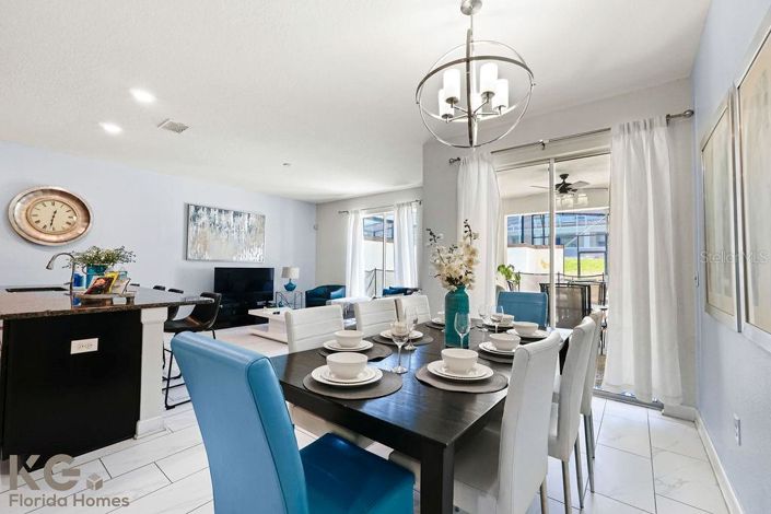 Image No.12-4 Bed Townhouse for sale