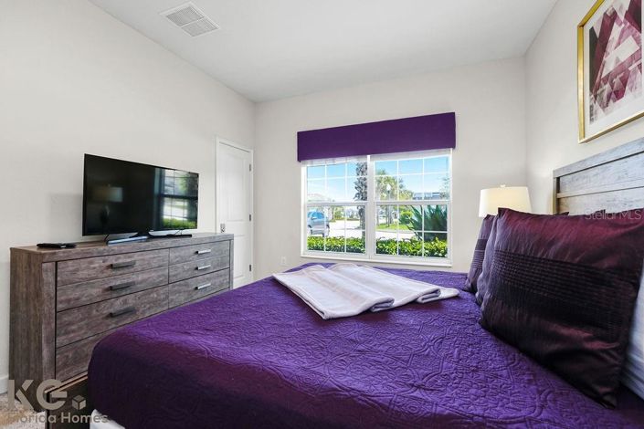 Image No.18-4 Bed Townhouse for sale