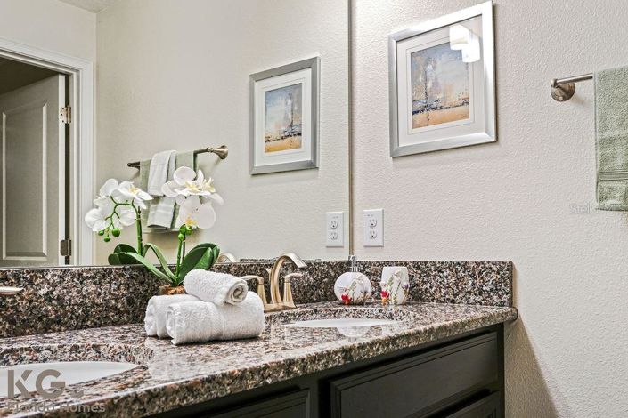 Image No.22-4 Bed Townhouse for sale