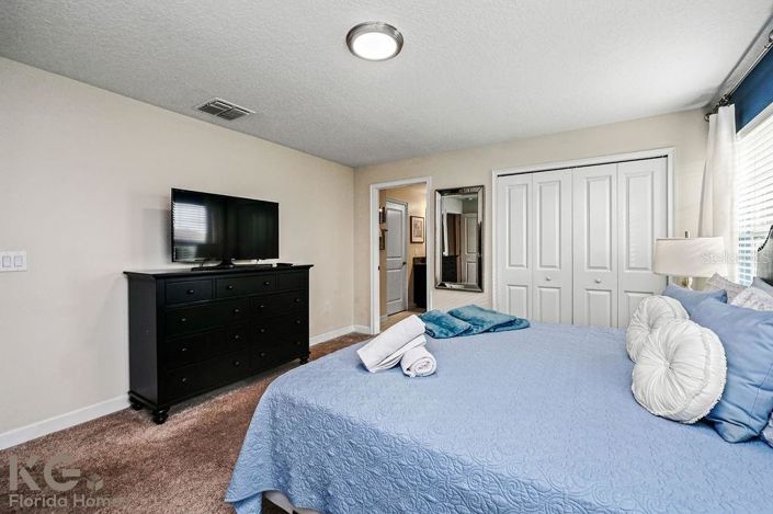 Image No.25-4 Bed Townhouse for sale