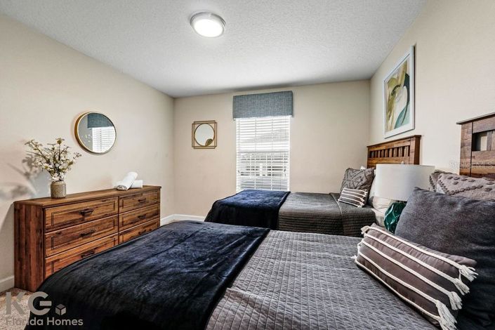 Image No.29-4 Bed Townhouse for sale