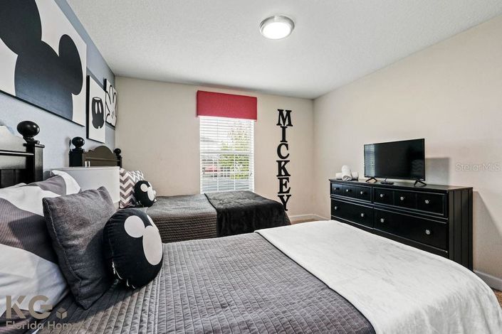 Image No.35-4 Bed Townhouse for sale