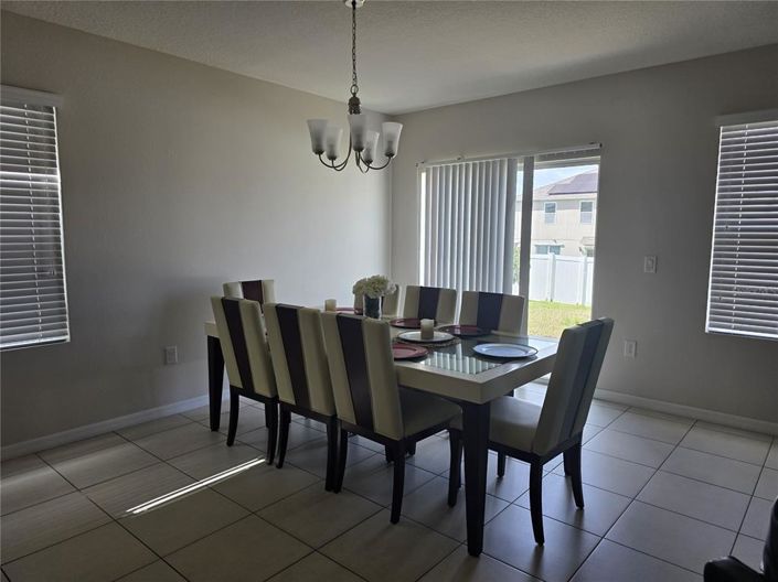 Image No.6-Propriété de 4 chambres à vendre à Davenport