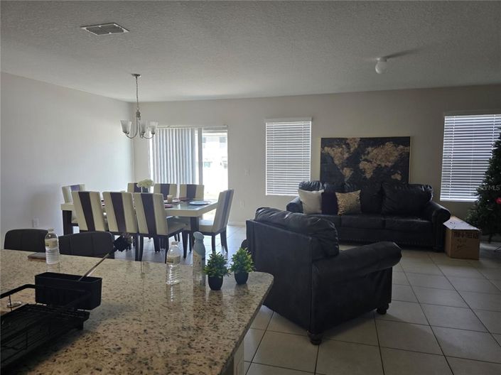 Image No.8-Propriété de 4 chambres à vendre à Davenport