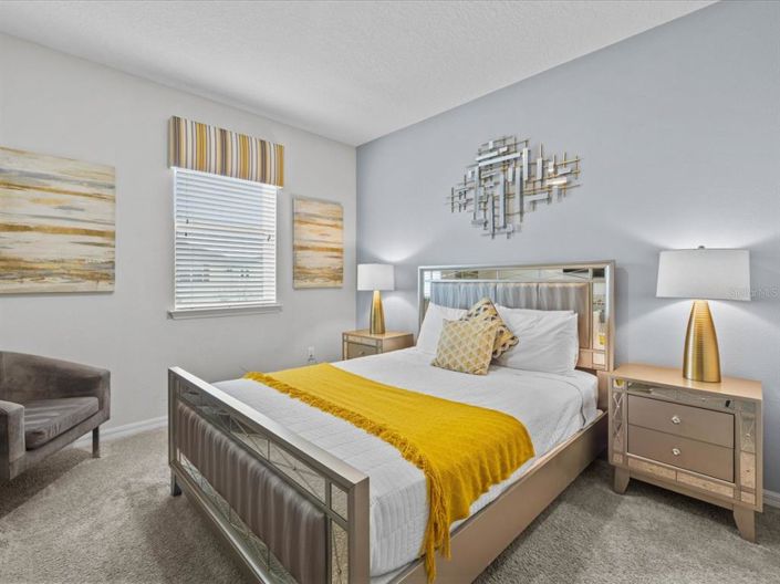 Image No.11-7 Bed Property for sale