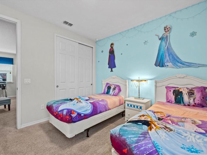 Image No.29-7 Bed Property for sale