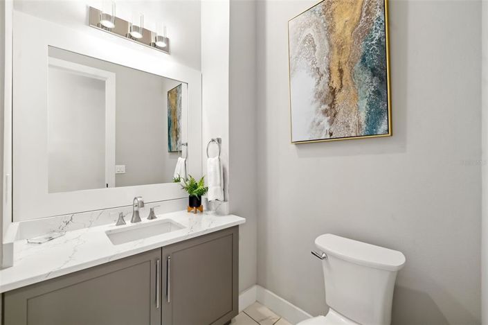 Image No.19-10 Bed Property for sale