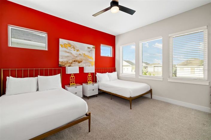 Image No.45-10 Bed Property for sale