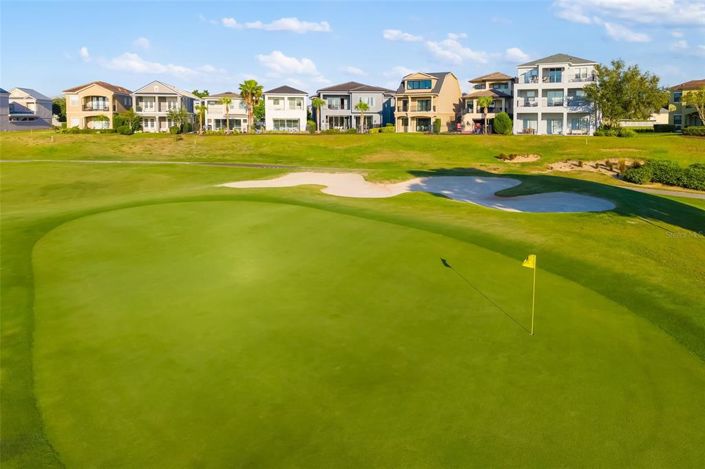 Image No.78-10 Bed Property for sale