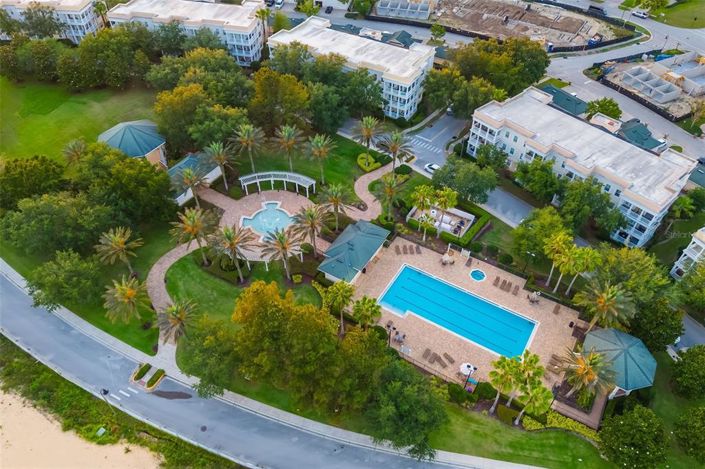 Image No.80-10 Bed Property for sale