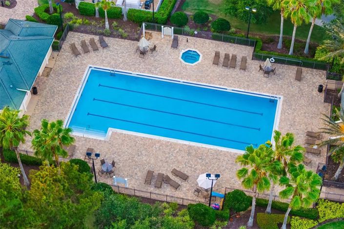 Image No.81-10 Bed Property for sale