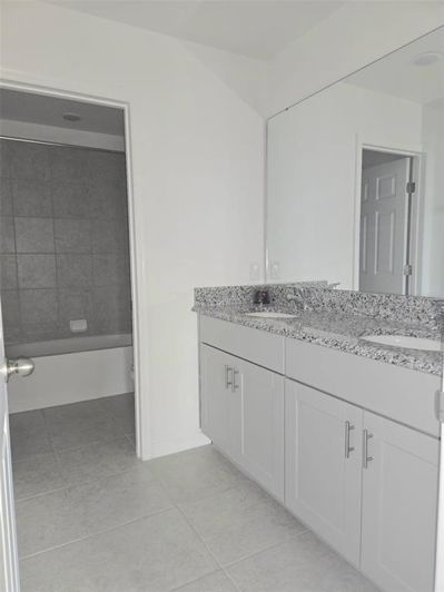 Image No.18-4 Bed Property for sale