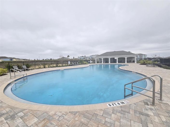 Image No.27-4 Bed Property for sale