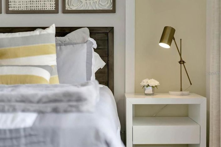 Image No.10-4 Bed Property for sale