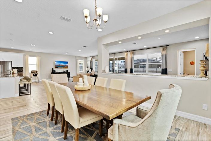 Image No.9-Propriété de 9 chambres à vendre à Kissimmee