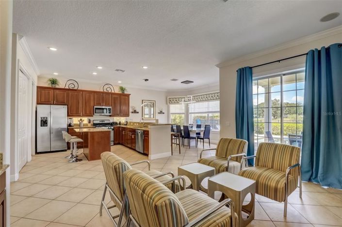 Image No.15-5 Bed Property for sale