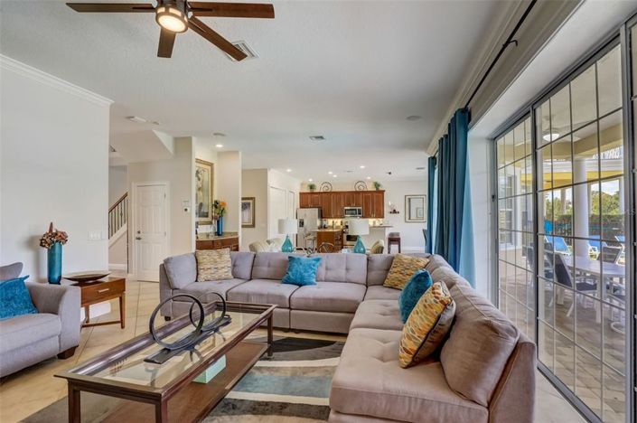 Image No.17-5 Bed Property for sale