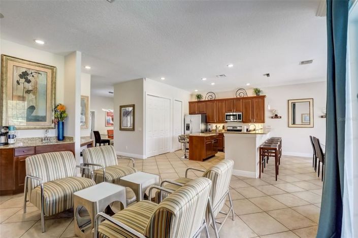 Image No.20-5 Bed Property for sale