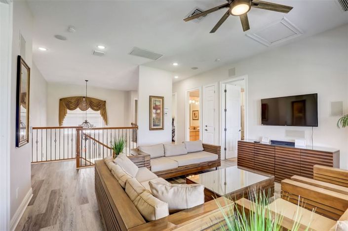 Image No.31-5 Bed Property for sale